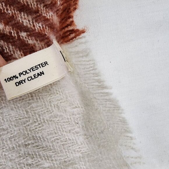 Lincoln Outfitters Women Poncho One Size Shawl Cape Plaid Scarf Finge Multicolor - Picture 13 of 13